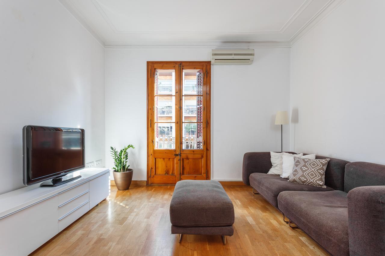 Flateli Aribau Apartment Barcelona Exterior photo