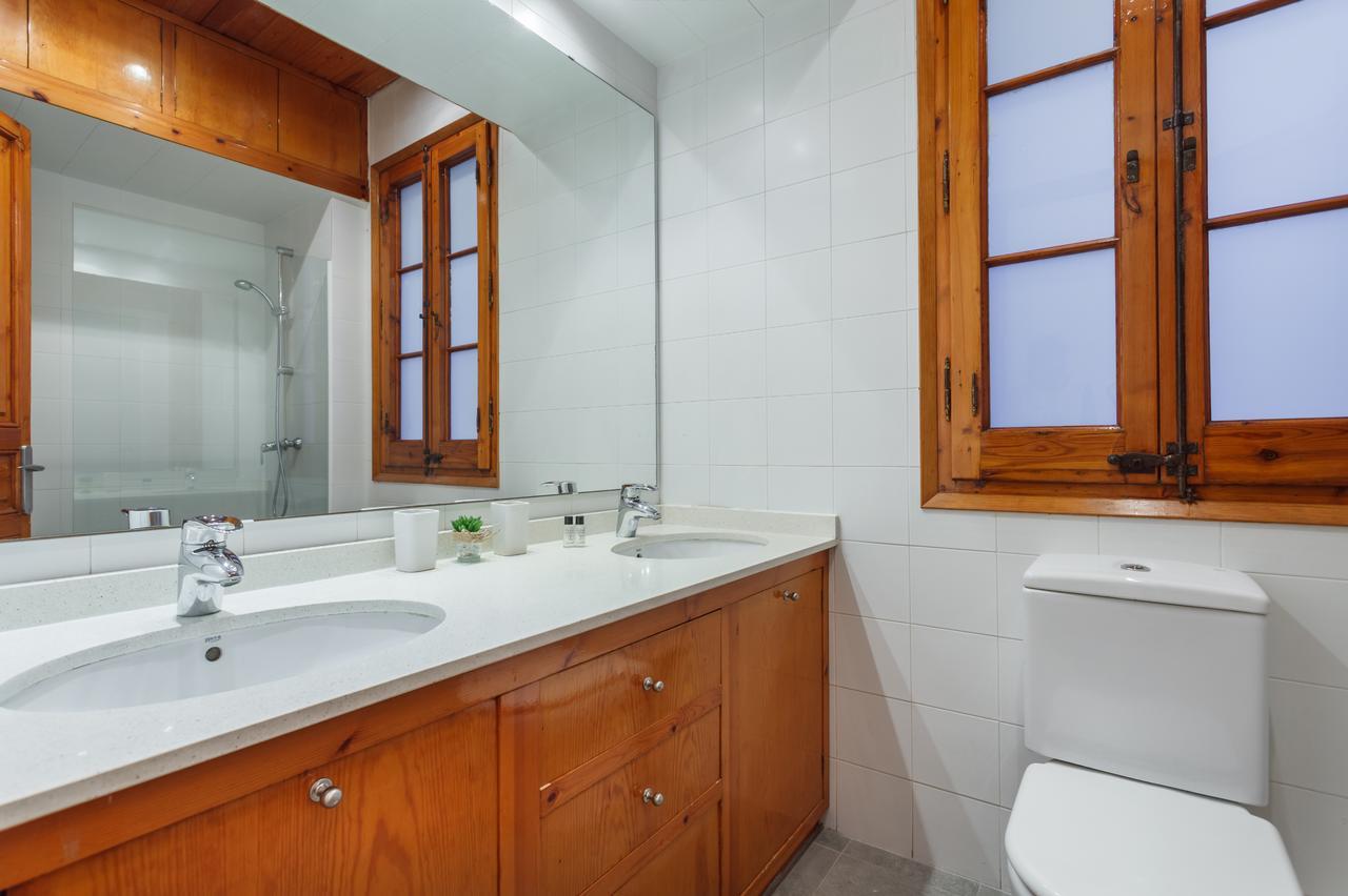 Flateli Aribau Apartment Barcelona Exterior photo