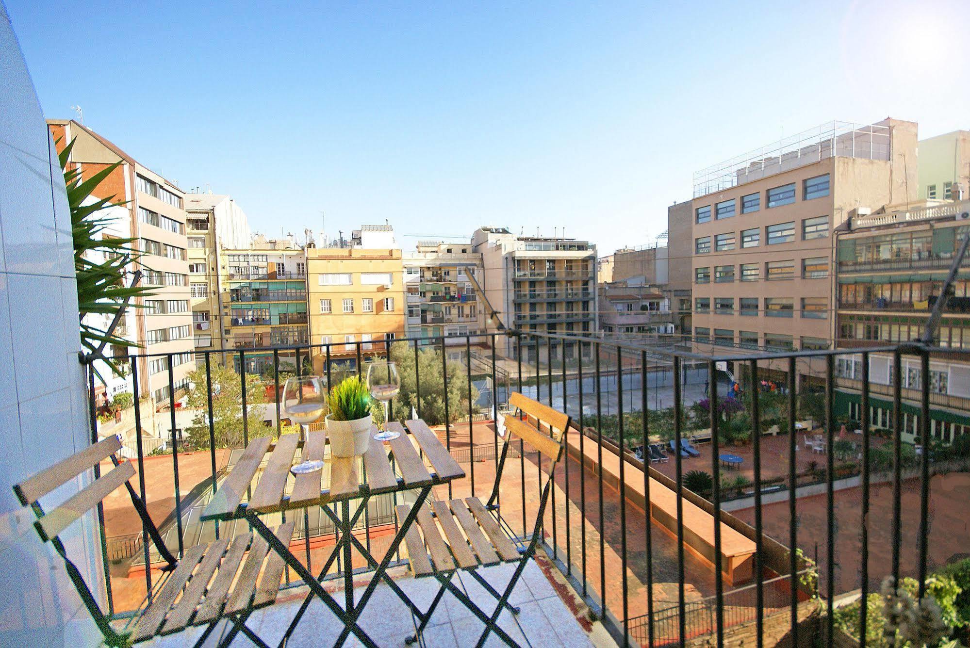 Flateli Aribau Apartment Barcelona Exterior photo